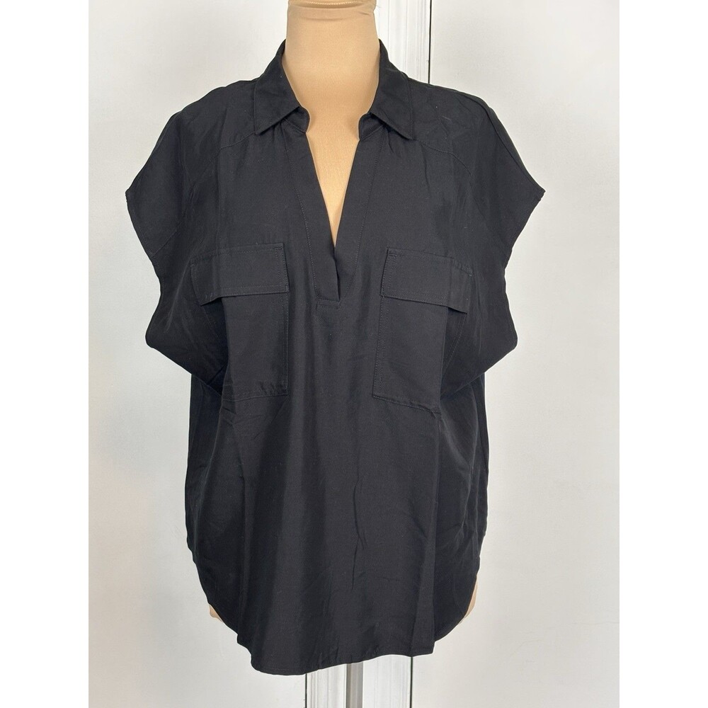NWT Old Navy Women’s Short Sleeve Black V Neck Pull Over Top Large